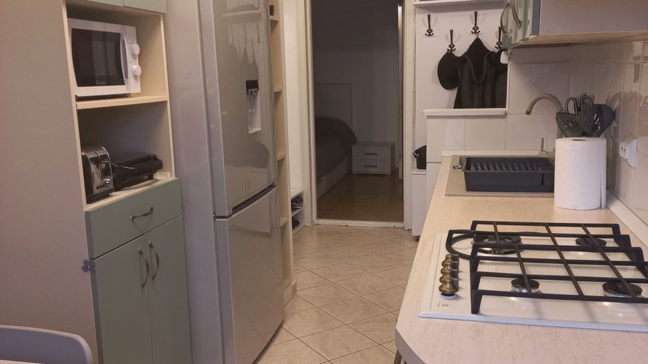 Lipovei | 3 Camere | Decomandat | Etaj Intermediar | Garaj in CF. - Poză 2