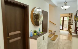 Casa tip duplex, 5 camere, Mogosoaia, P+1+Pod ! - Poză 17