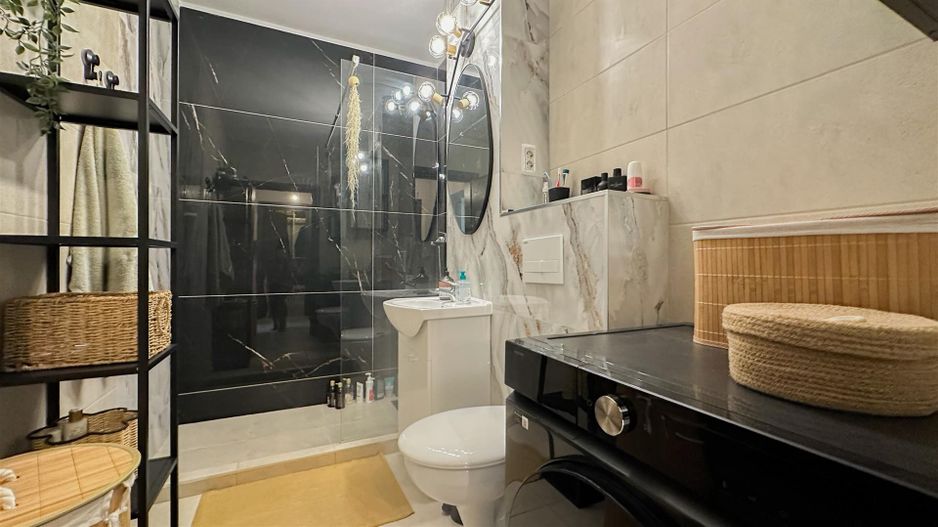 Apartament 2 cam + Dressing | Parcare inclusa | Priveliste catre munti - Poză 7