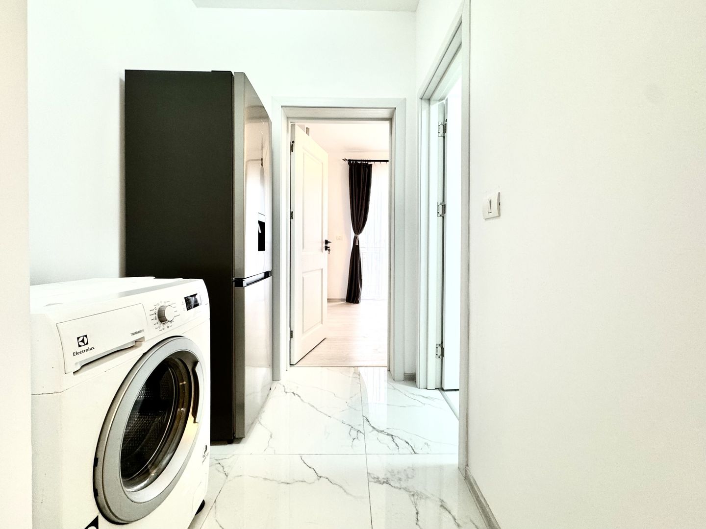 Luminos și modern: Apartament cu 3 camere în Braytim - Poză 13