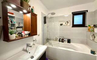 Casă de vânzare  P+M– 163 mp utili, teren 544 mp. - Poză 17