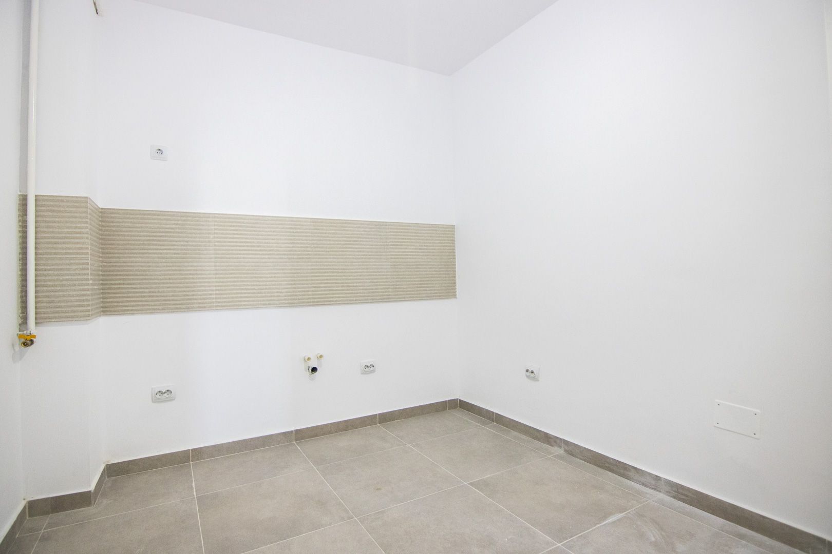 2 camere, 55 mp, etaj 2, centrala proprie, bucatarie inchisa, Autogara Militari - Poză 6