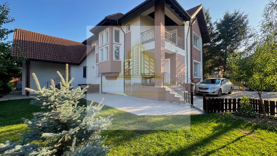 Vânzare Casă  D+P+E - 230 m.p. - Bucium - Poză 1