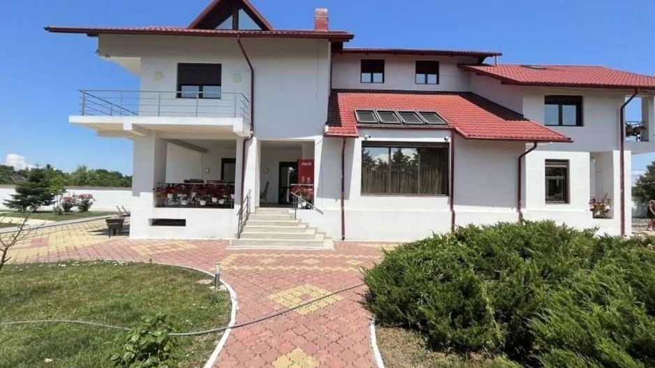 Casa, 550 m², - Poză 1