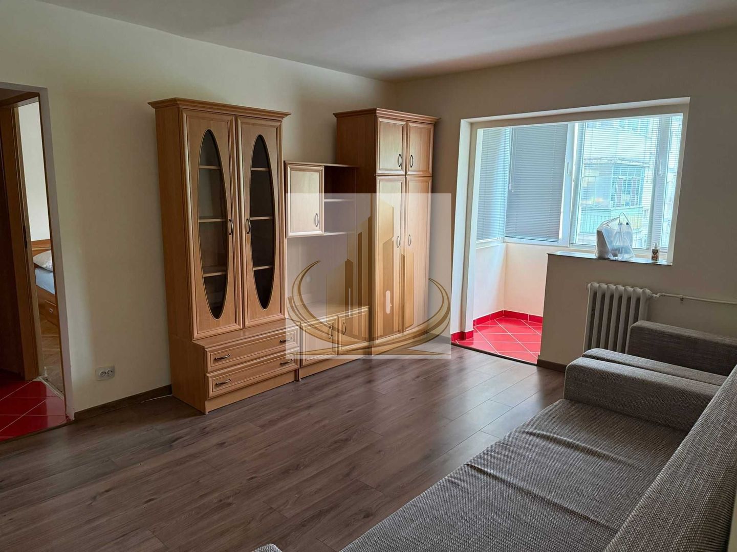 Ap 2 Cam | Etaj 1 | Renovat | Zona Complex -Sala Olimpia | Investitie - Poză 1