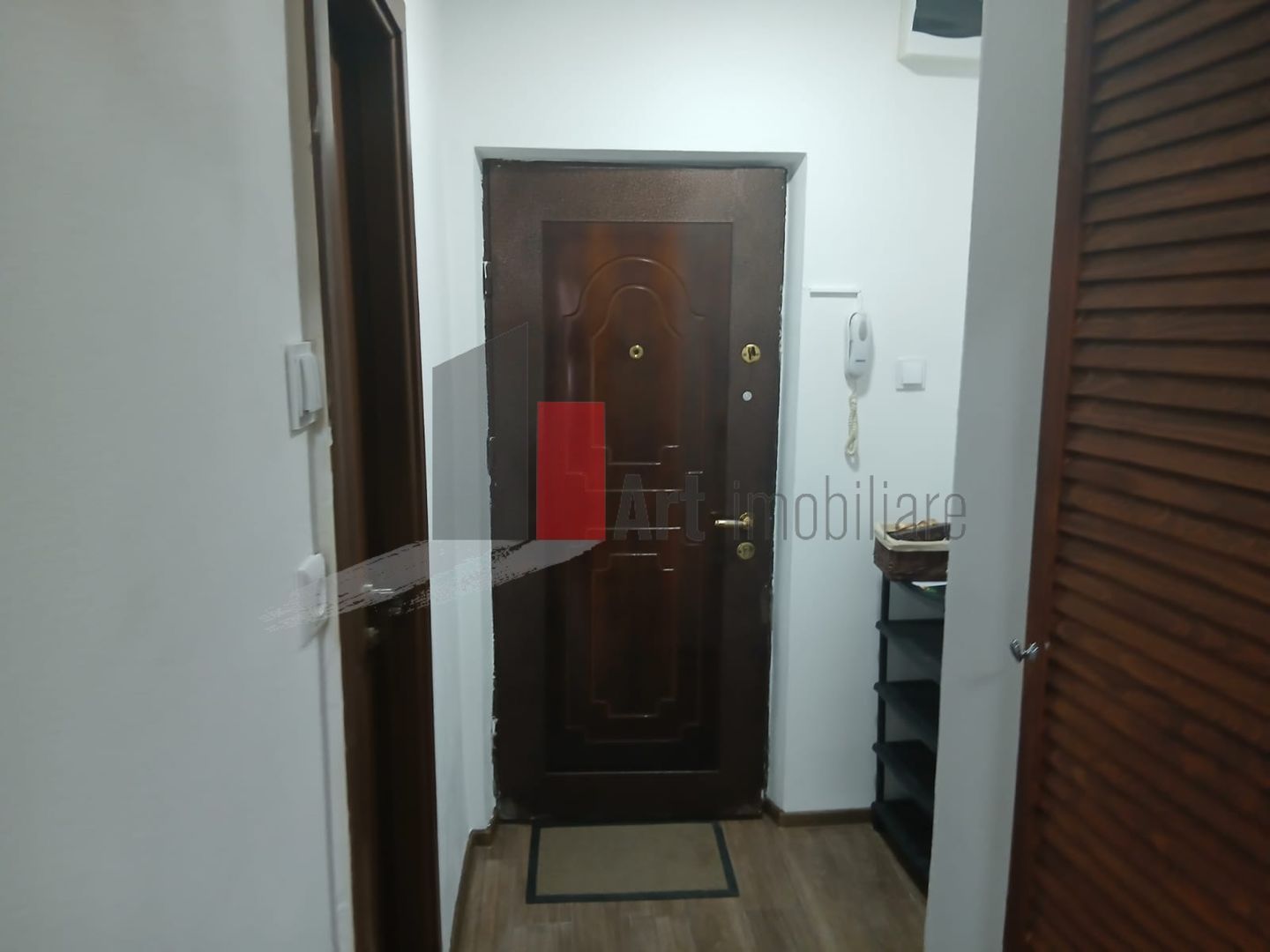 Inchiriere Garsoniera Vitan Mall - Poză 9