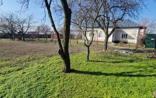 Casa Bradesti  teren  intravilan 7952 mp  deschidere 33 m la DE 70 - Poză 8