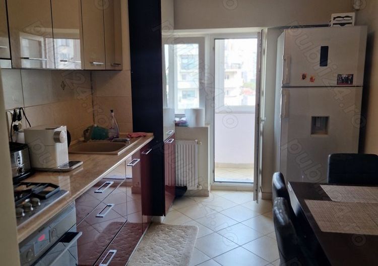 Apartament 3 camere Decebal - Poză 4