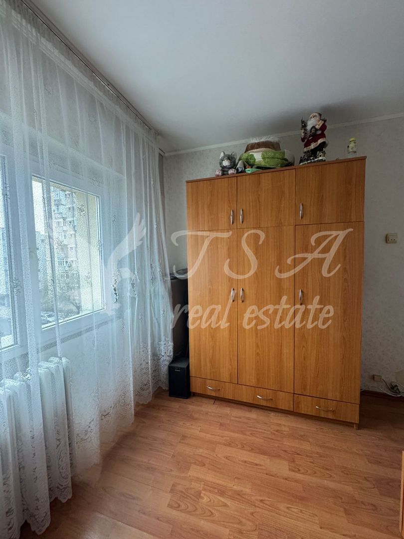 Apartament 3 camere, decomandat, zona Rahova - Poză 7