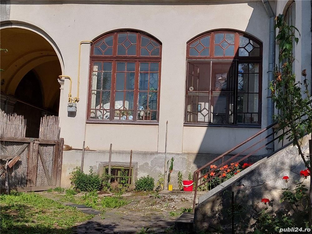 BRASADAS vinde casa 6 cam 220mp 8 ari in zona CENTRALA. - Poză 4