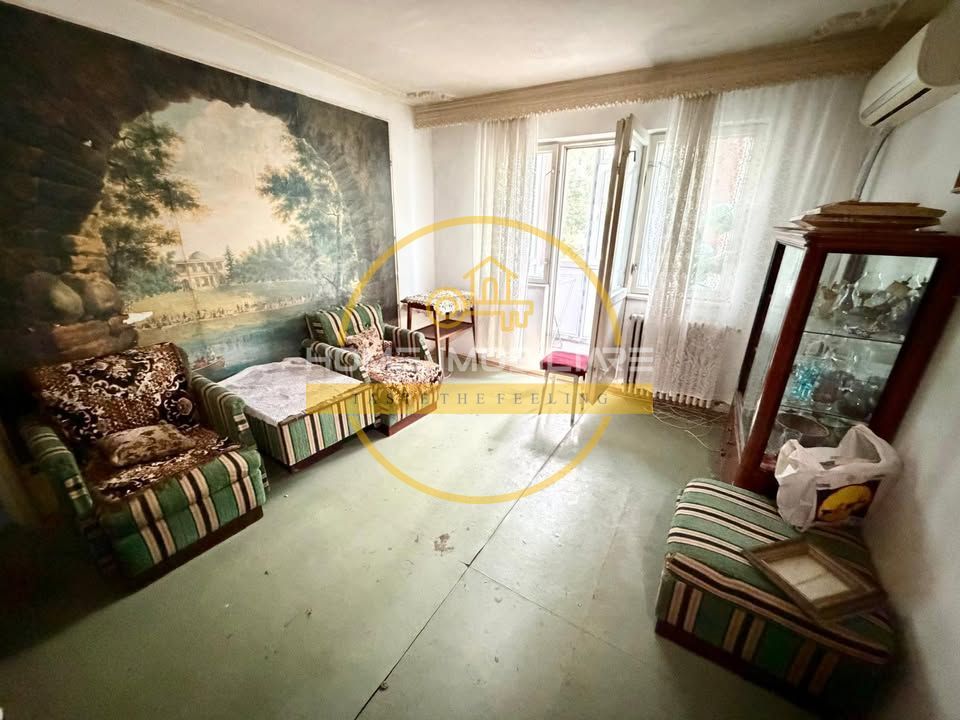Apartament semidecomandat cu 2 camere, 42m pătrați ,65000 euro, Zimbru - Poză 1