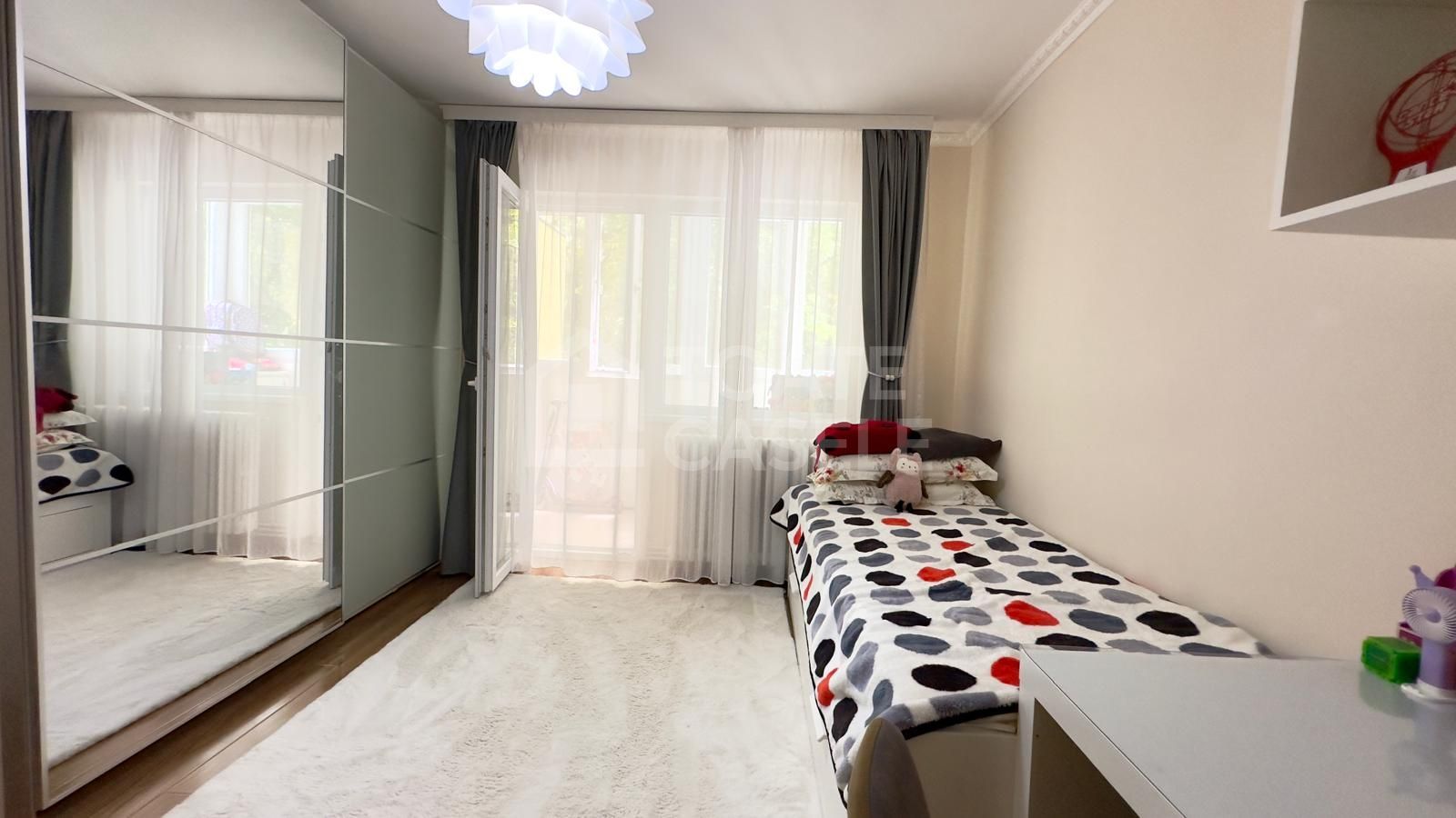 Apartament cu 3 camere, decomandat, finisaje premium – zona Primăverii - Minerva - Poză 3