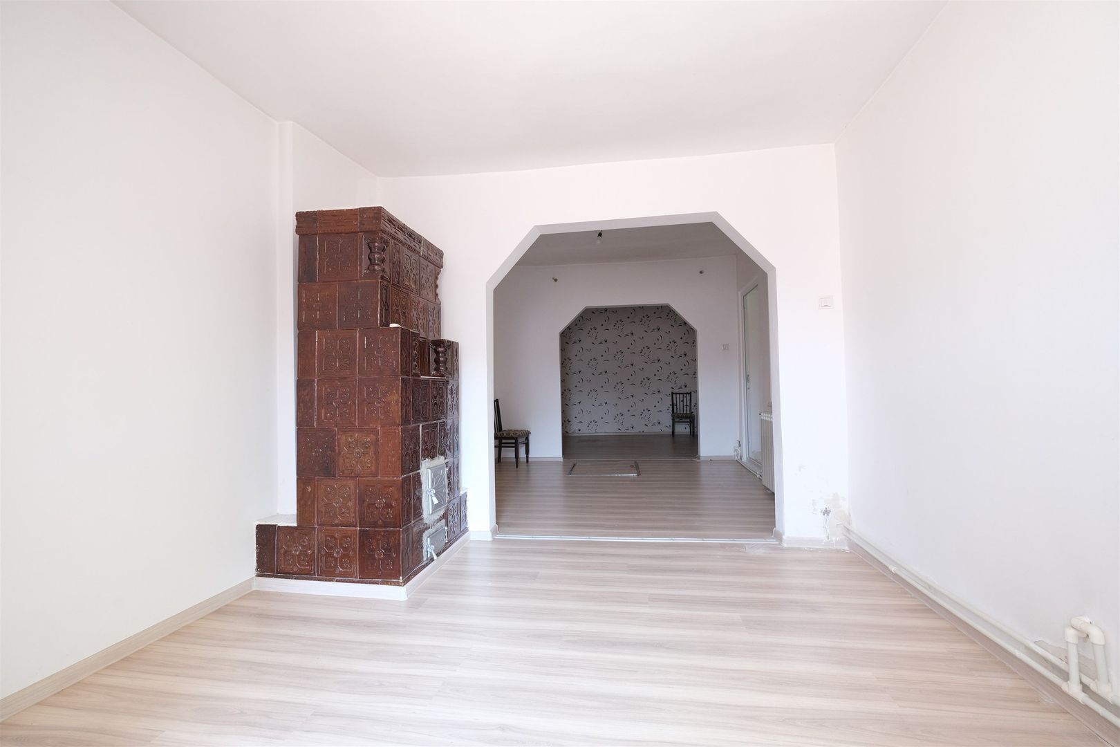 LACUL TEI - Tei Toboc, imobil teren 200 mp. plus casa din caramida - Poză 1