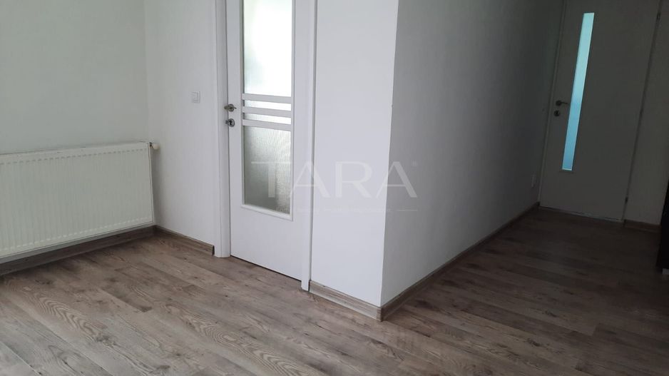 Garsonieră modernă cu terasă,  zonă liniștită, aproape de Vivo Cluj. - Poză 4