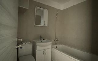 Garsonieră Luminoasa cu Balcon Spațios - Poză 5