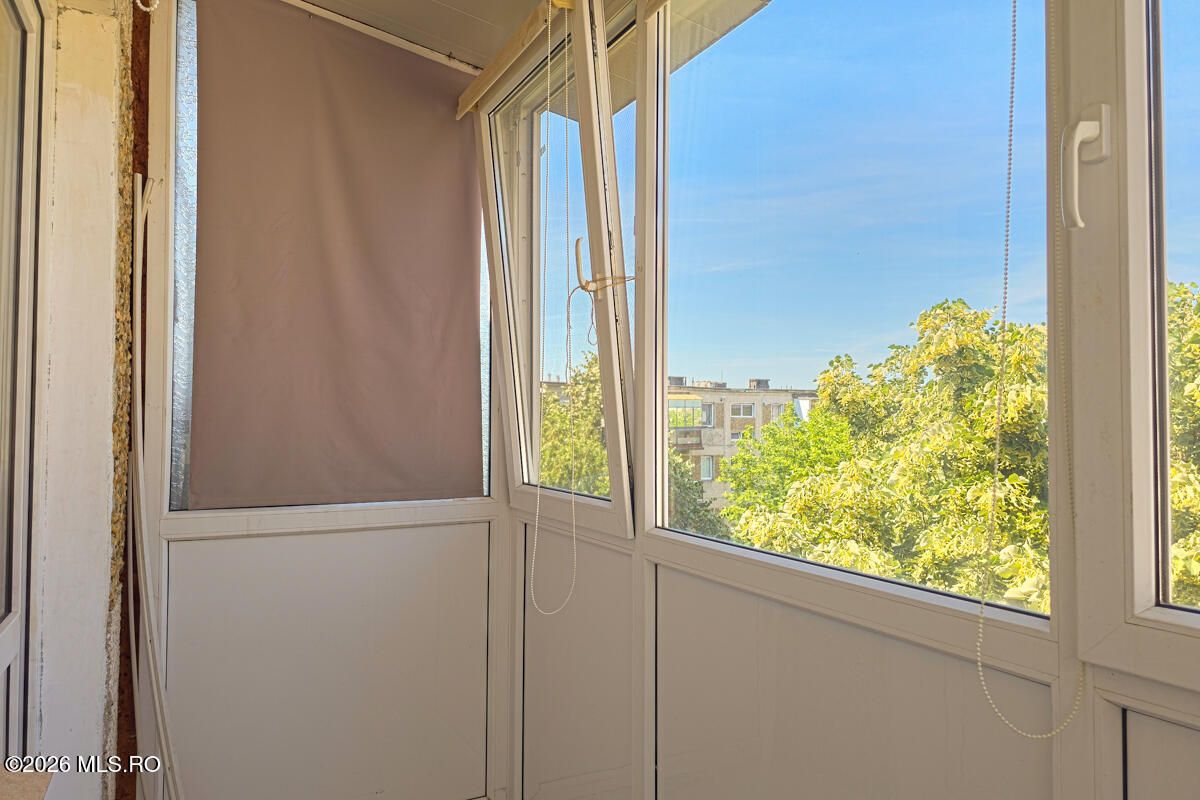 Sagului - Intrarea Raului - Apartament 2 Camere + Birou/Dormitor Mic - Poză 5