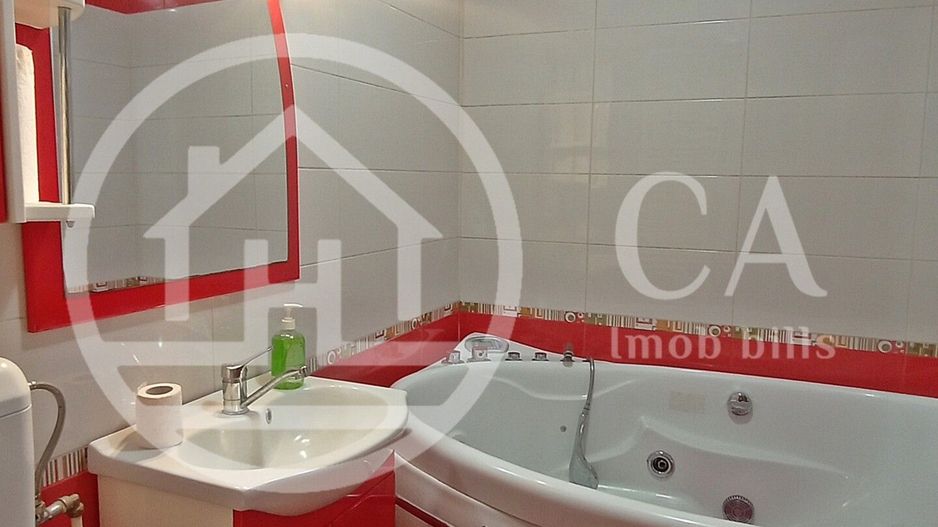 Apartament cu 3 camere de vanzare in zona Rogerius, Oradea - Poză 10