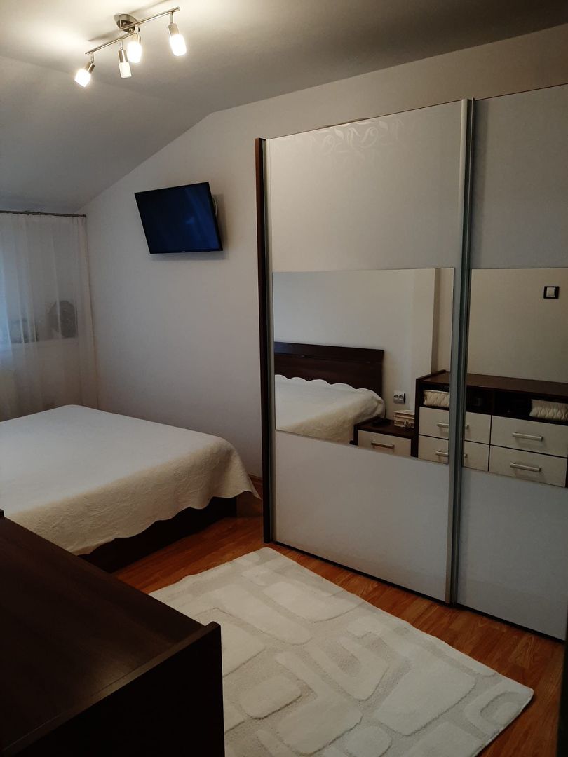 Apartament 2 Dormitoare, Zona Dambovita, Reabilitat Termic, Mobilat si Utilat - Poză 3