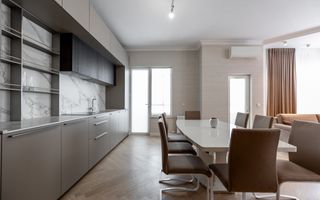 Chirie, apartament, 2 camere, str. București, Centru - Poză 3