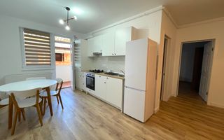 Apartament Modern cu 3 Camere, Bloc Nou, Zona Centru - Poză 1