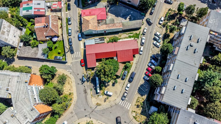 Casă individuală cu potențial comercial excelent in cartierul Vlaicu - Poză 2