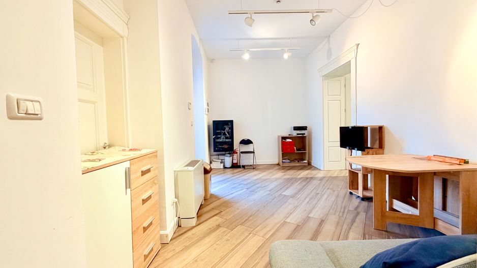 Spațiu Birou - Imobil istoric complet renovat - Poză 6