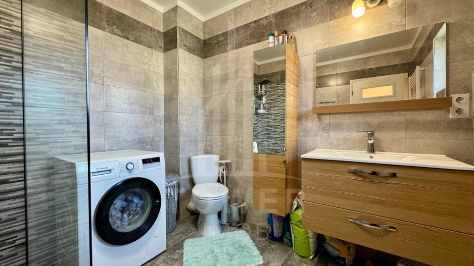 Casa Triplex de vanzare in Selimbar | Zona Exclusivista De Case - Poză 7