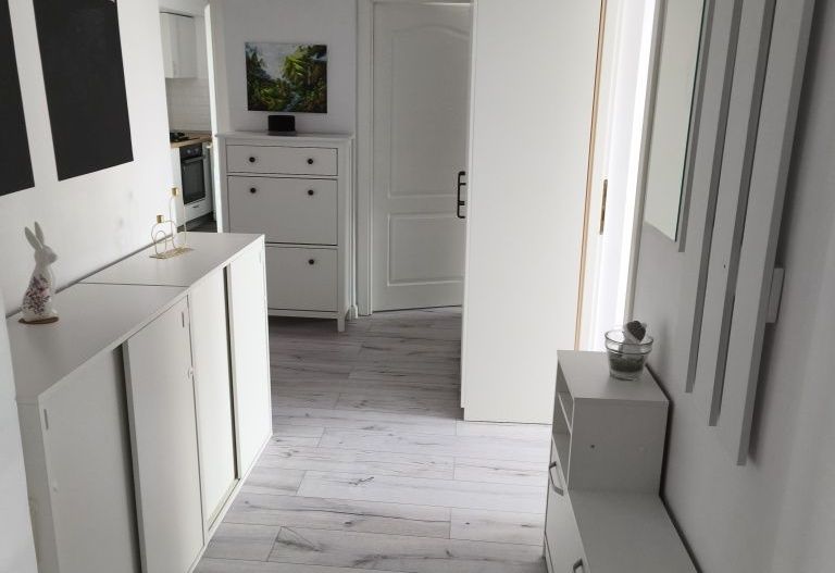 Apartament Piata Victoriei / metrou - Poză 2