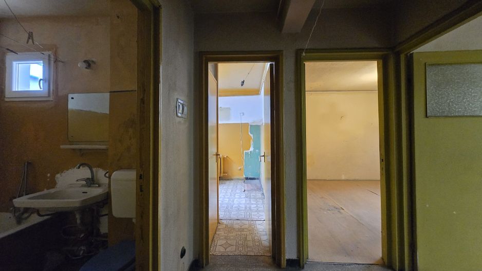 2 CAMERE ^ Plaza Romania ^ decomandat ^ baie cu geam ^ COMISION 0% ^ bloc tip P - Poză 12