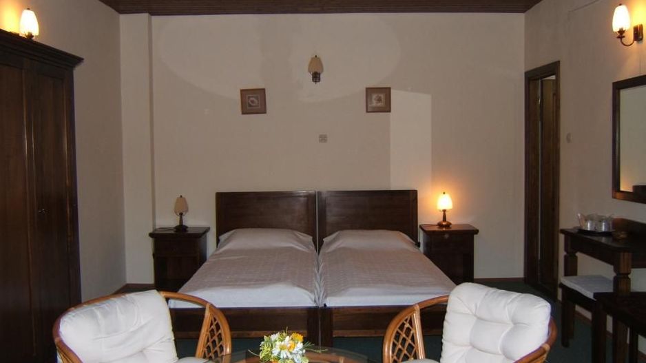 Pensiune Breaza 16 camere cu restaurant- Oportunitate! - Poză 13