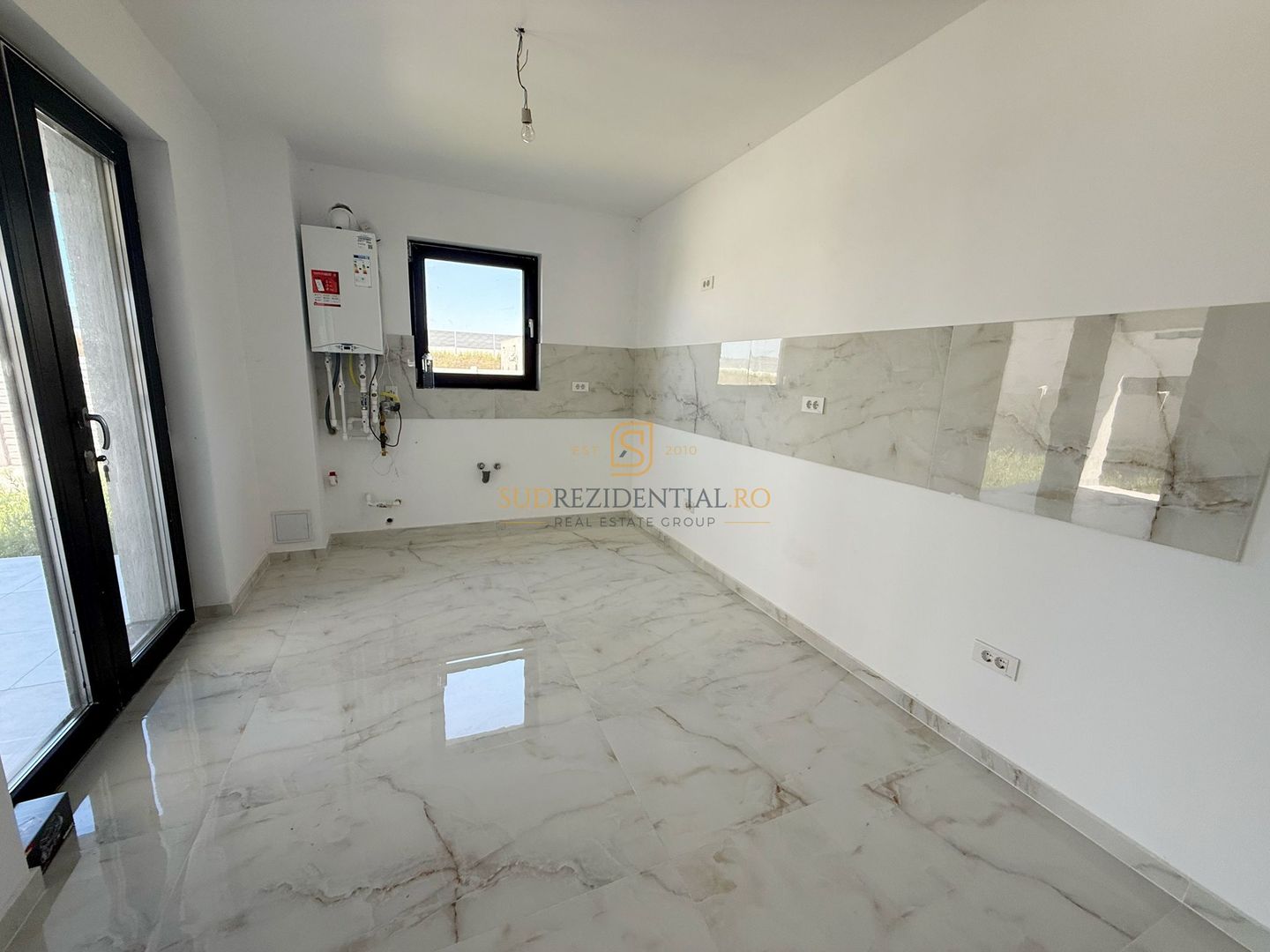 Vila Individuala / Intrare in comuna Berceni / 4 Camere / 3 Bai - Poză 8
