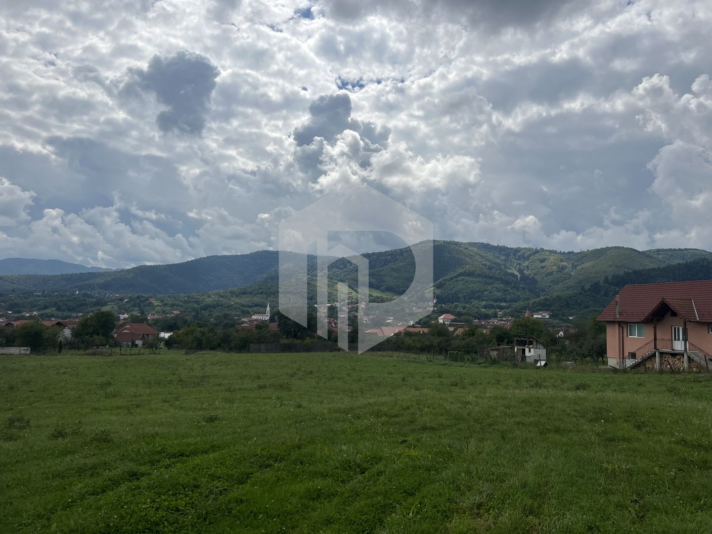 Teren pretabil investitie cabana in Saliste-7000 mp - Poză 2