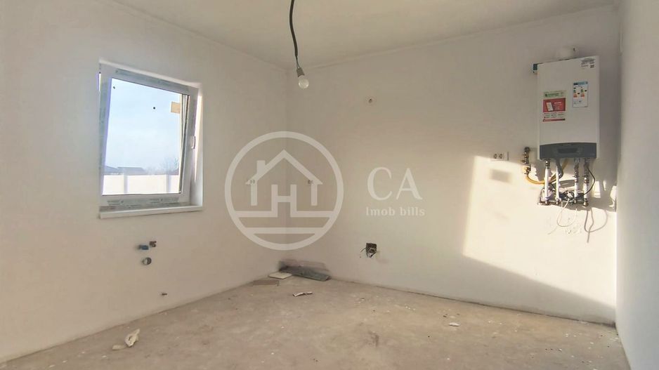 Casa de vanzare cu 4 camere in Santandrei, Bihor - Poză 8