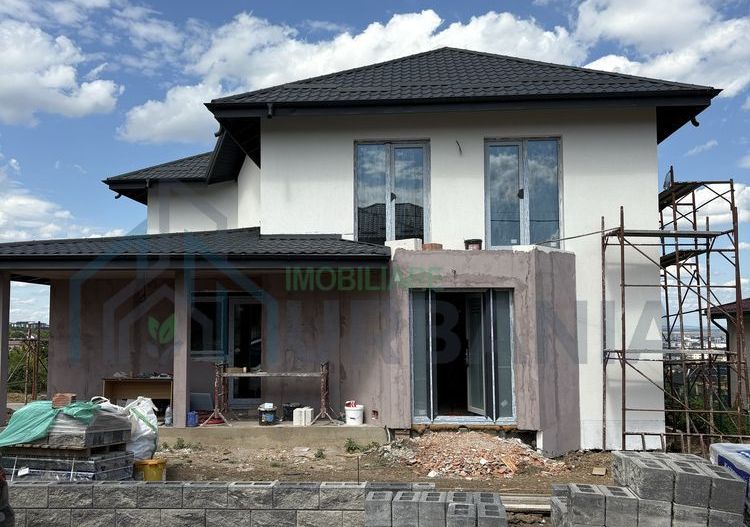 Duplex de vânzare, Valea Adâncă, Zona 5 Drumuri, 350 mp teren - Poză 1