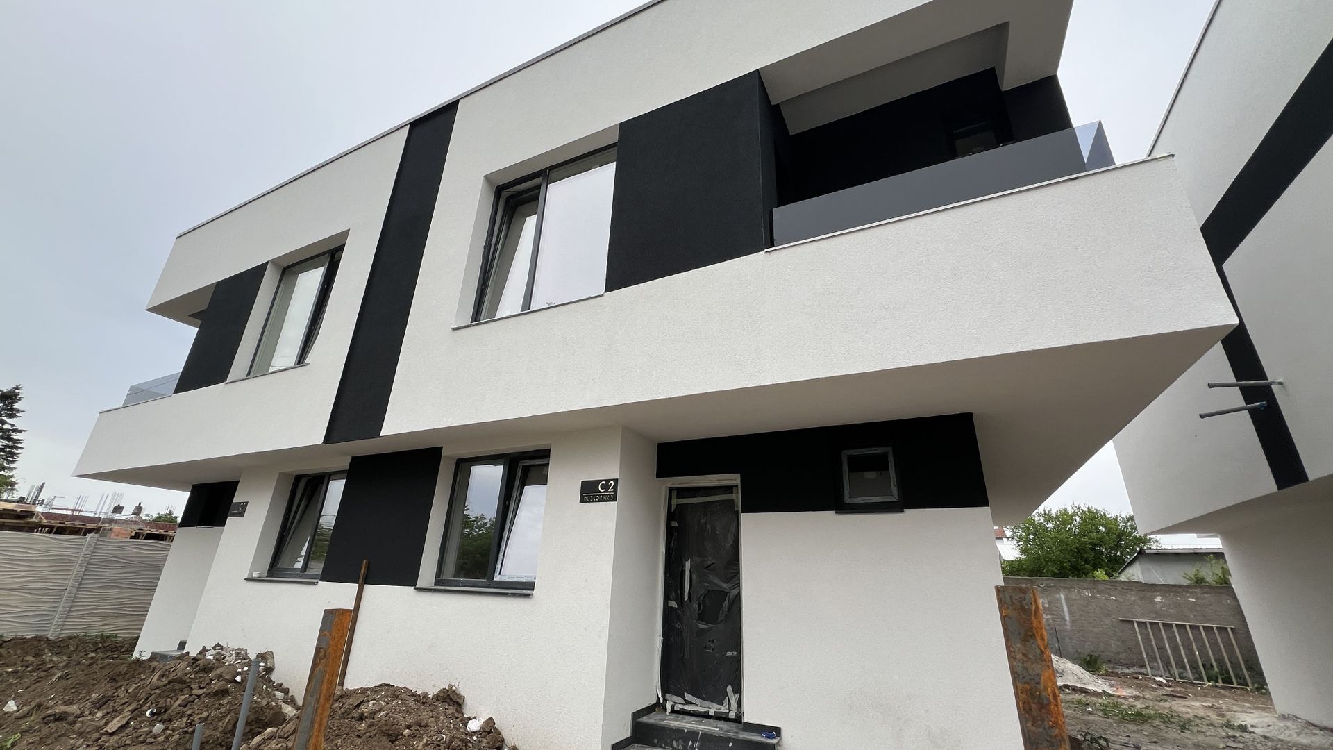 Casa tip duplex langa drumul principal Ion Luca Caragiale, Chiajna - Poză 1