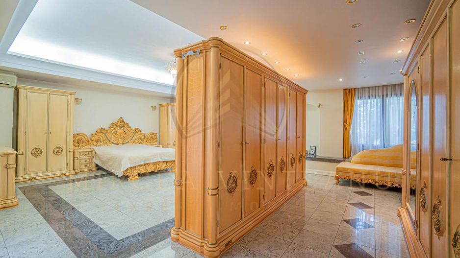 Ultracentral -Cladire impozanta  D+P+2E. - Poză 25