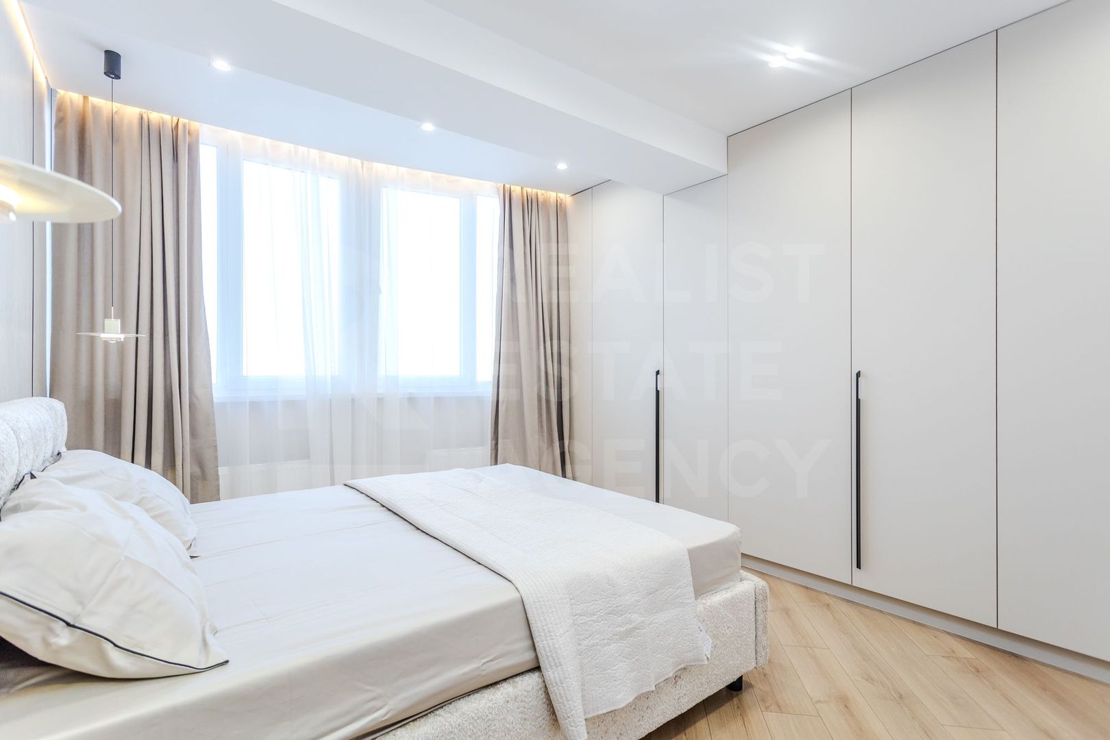 Vânzare, apartament 2 camere, 67.2 mp, str. Mihail Sadoveanu, Ciocana - Poză 6