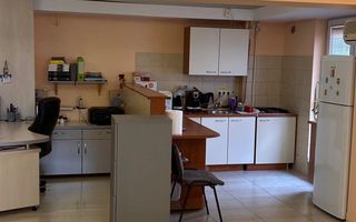 Apartament de vânzare str. Nerva Traian lângă școala 81 - Poză 2