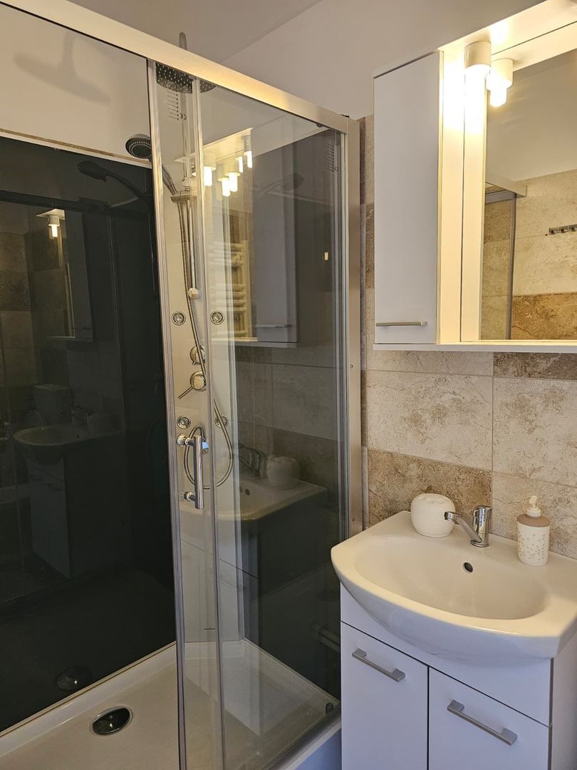 Afacere Turistică la Cheie | Pensiune 14 Camere | 7 min de Plajă - Poză 12