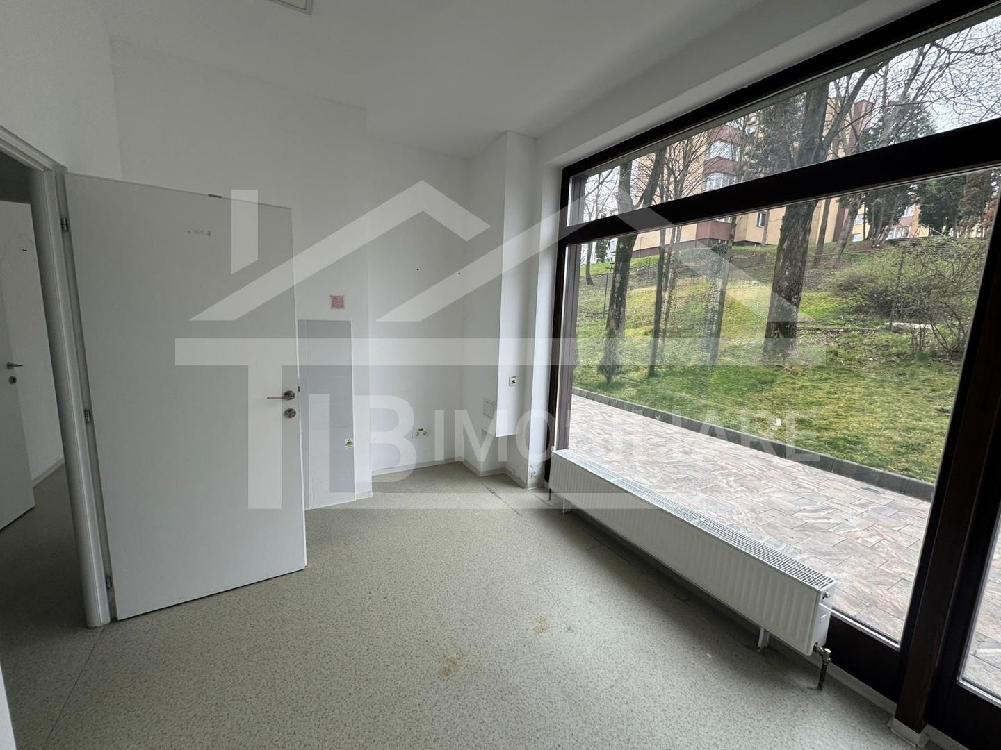 Spatiu comercial, 180 mp, parcare, Zona E.ON - Poză 9