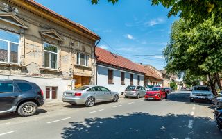 Centrul orașului, spațiu generos 2 camere, str O. Goga. - Poză 8