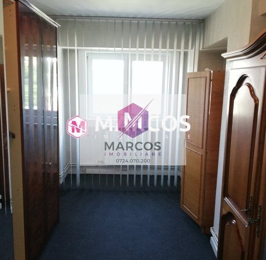 Apartamwnt 4 camere, et.8, Central, ID 491 - Poză 3