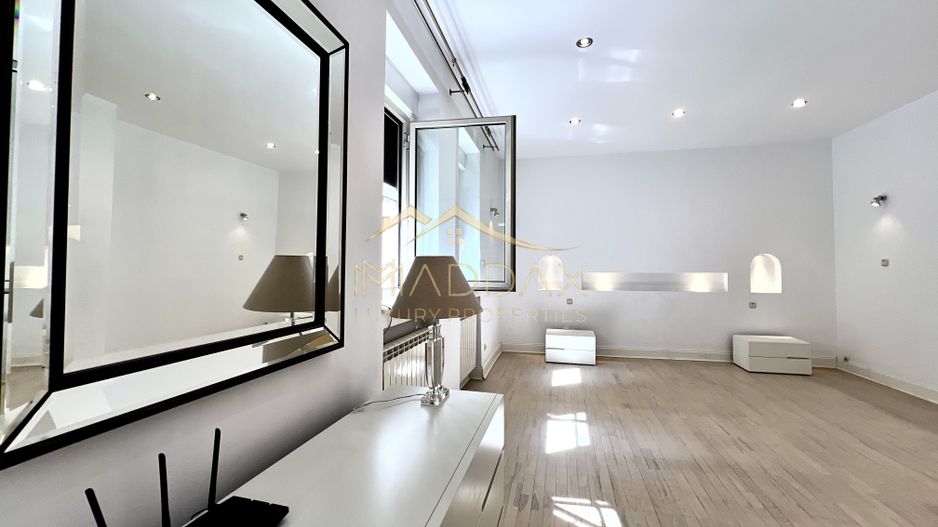 Apartament in Vila | Dorbanti - Capitale | De Vanzare | 1946 - Poză 4