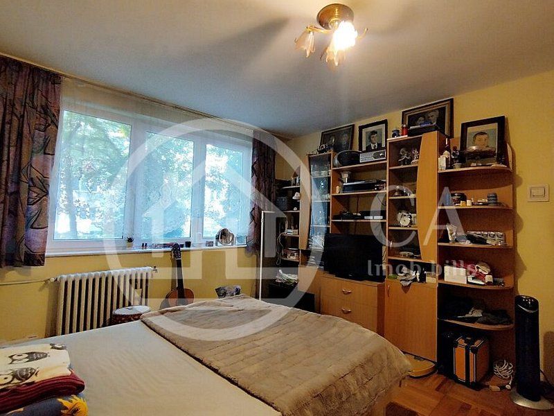 Apartament cu 2 camere de vanzare in zona Rogerius, Oradea - Poză 2