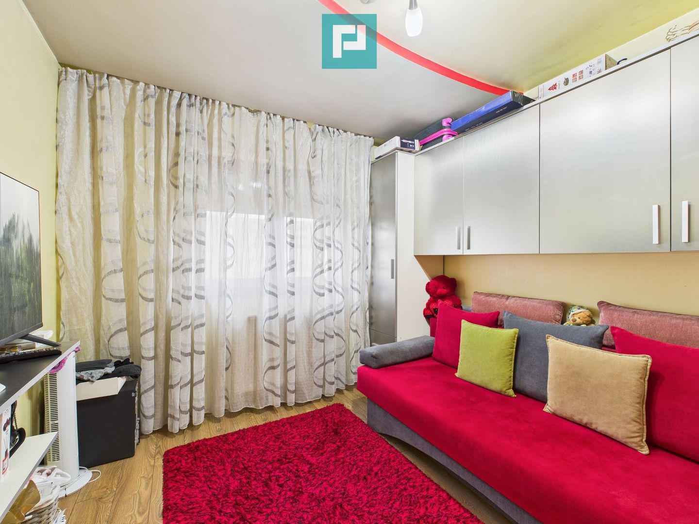 Apartament spațios cu 4 camere în Vlaicu - Poză 13