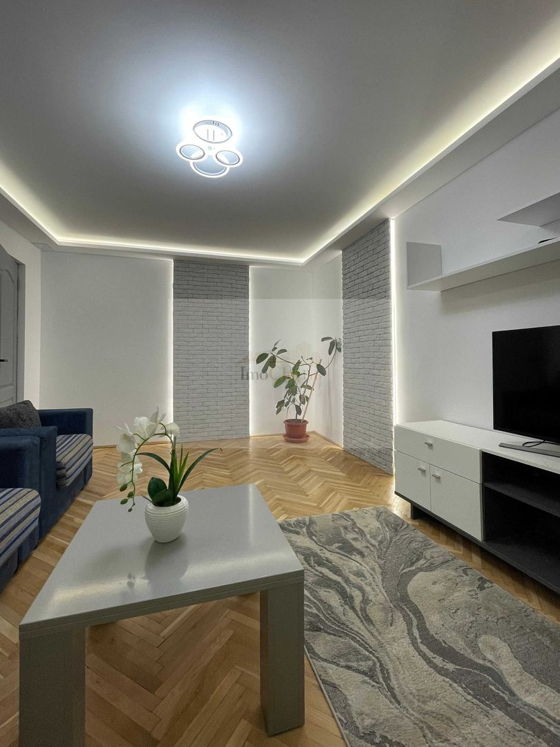 Inchirere 3 camere decomandate|2 bai| cartier Marasti - Poză 1