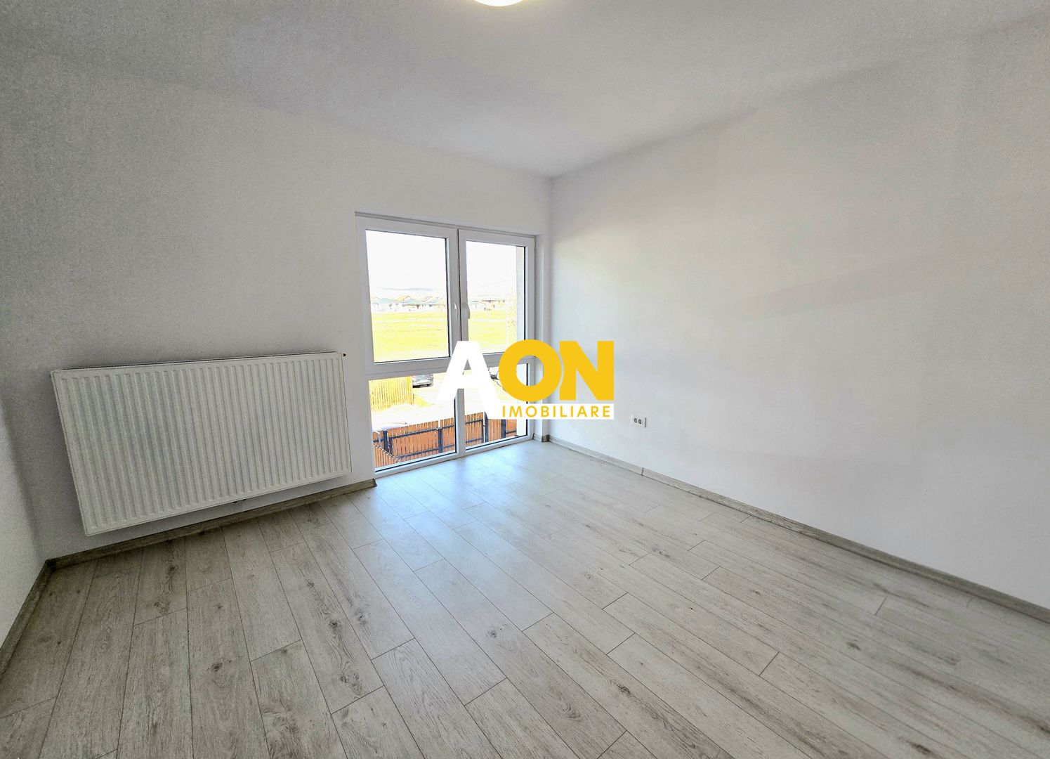 1/2 Duplex, 4 Camere, Ultrafinisat, Zona Alba - Micești - Poză 16