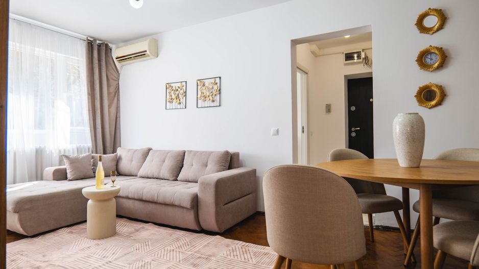 Vanzare apartament 2 camere, complet renovat, Metrou si Parc Bazilescu - Poză 3