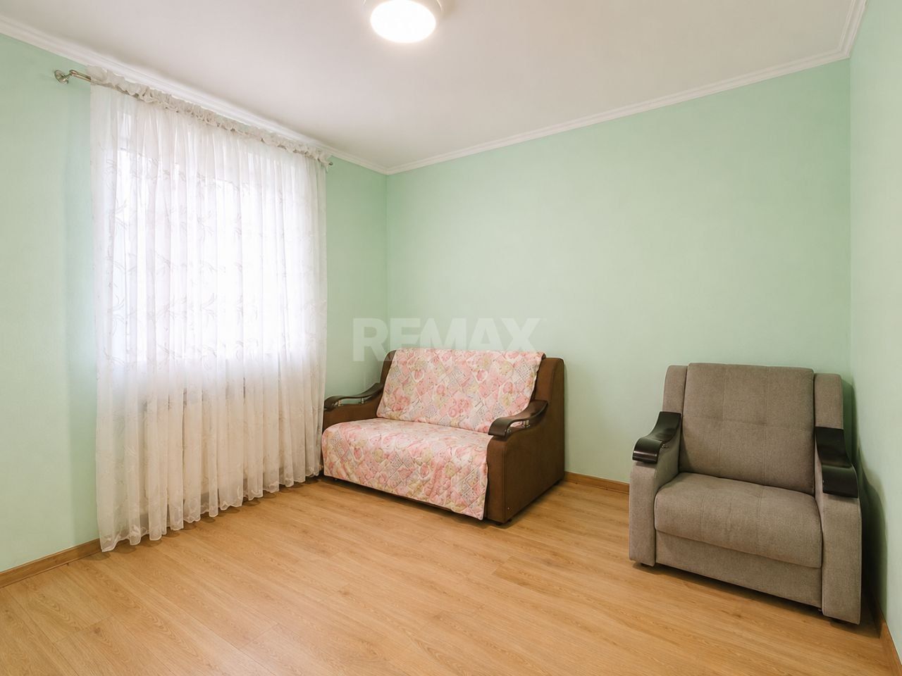 Casă, Criuleni | 3 + Living | 139 m² | 6 ari | Panouri Solare | 89.900 € - Poză 11