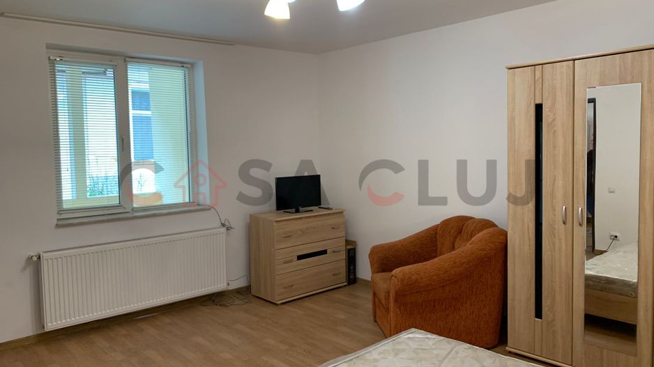 CENTRAL, în inima Clujului - renovat, ideal pentru locuit sau investiție! - Poză 8